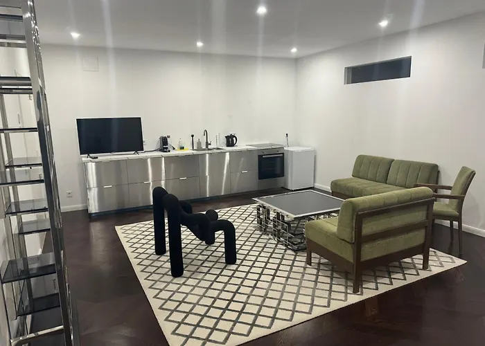 Luxurious In The Centre Of